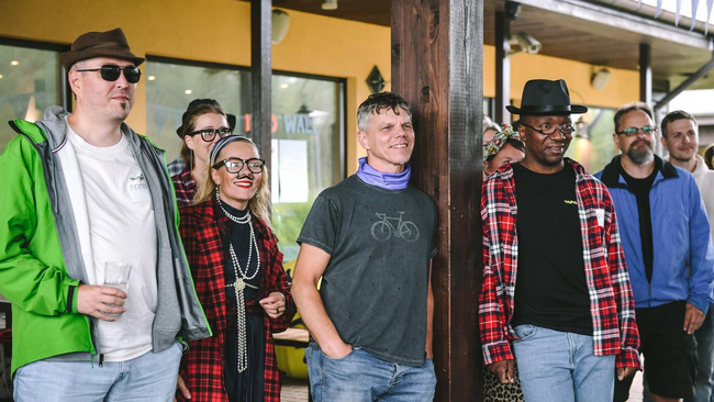 people_watching_something_together